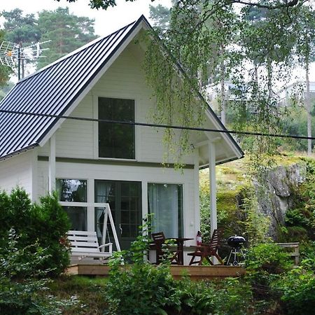 Anfasteroed Gardsvik - Badstugor Med Loft Ljungskile Bagian luar foto