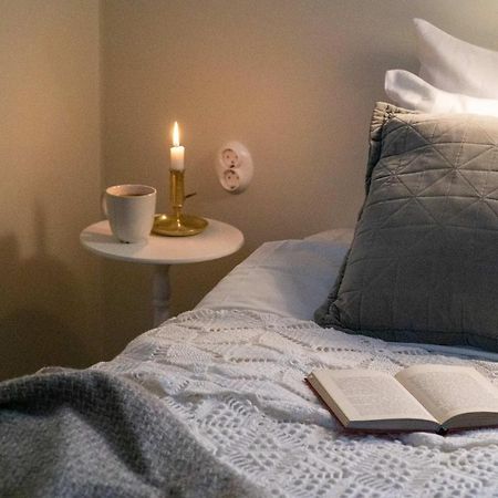 Anfasteroed Gardsvik - Badstugor Med Loft Ljungskile Bagian luar foto